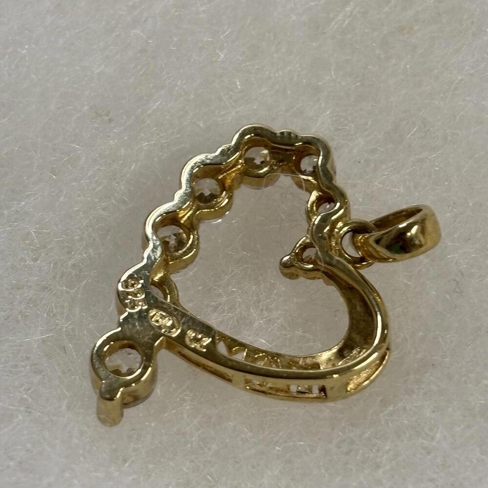 Sterling Mom heart pendant - Picture 2 of 5